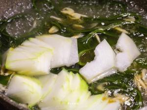海味十足的冬瓜海带虾皮汤，超鲜！的做法 步骤5