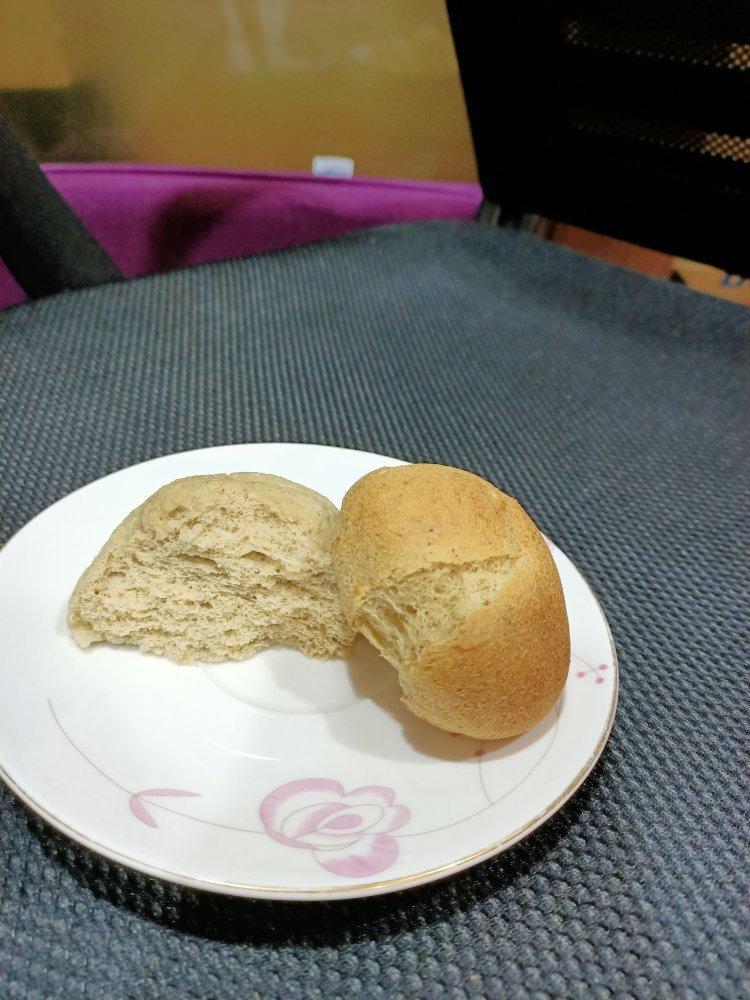 不用烤箱！五分钟超低碳无油小餐包，生酮友好
