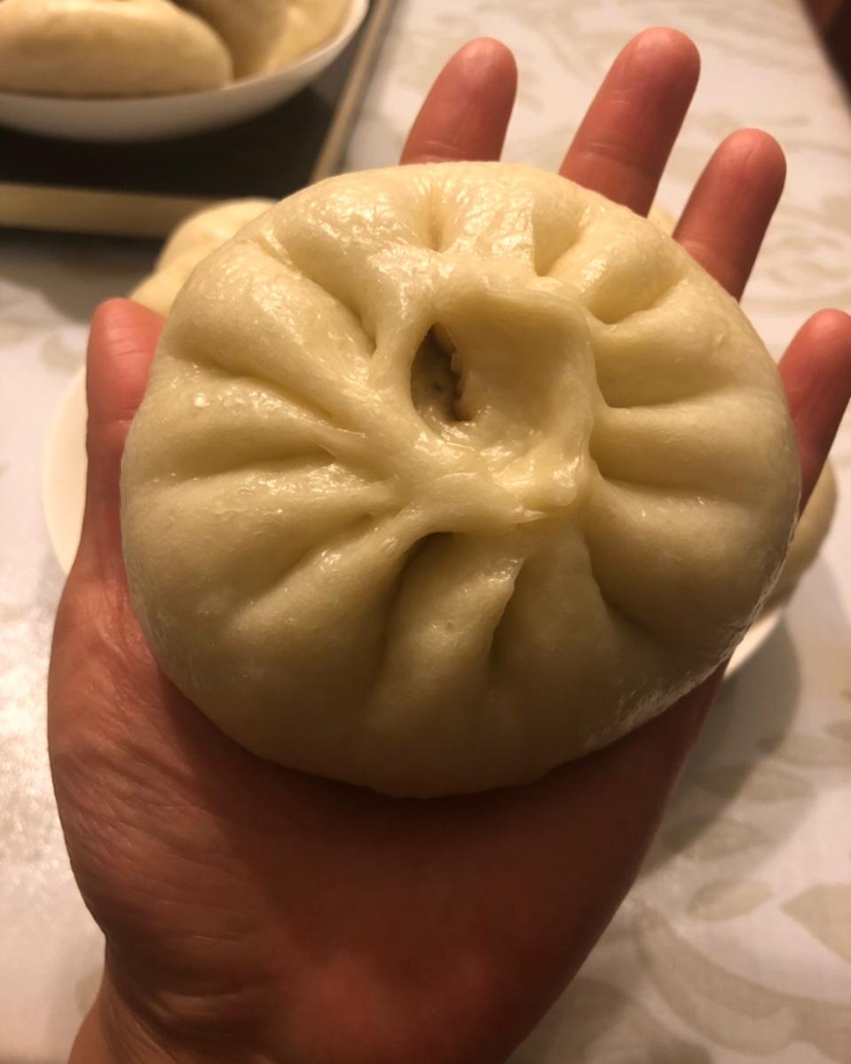 香乖乖的妈做的洋葱牛肉大包子