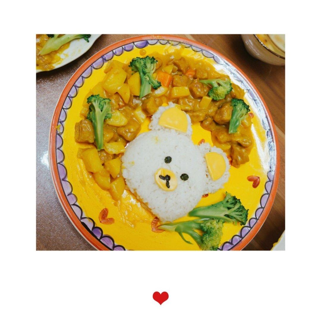 轻松熊咖喱饭