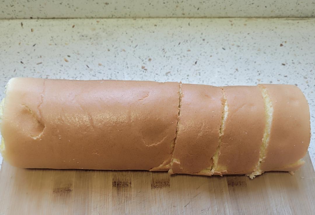 蛋糕卷这样做‼️不掉皮不开裂（小视频食谱）