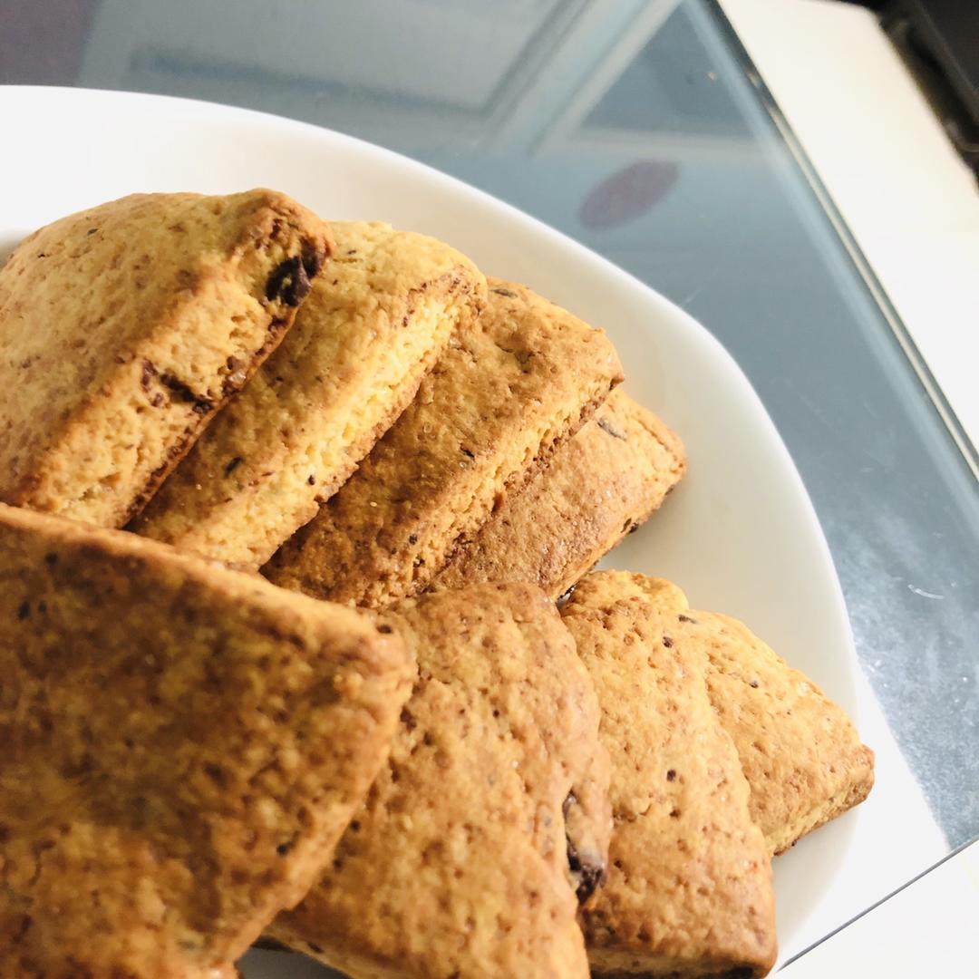 满屋飘香，口口都是满足——酥松香甜的蔓越莓蜜豆司康
