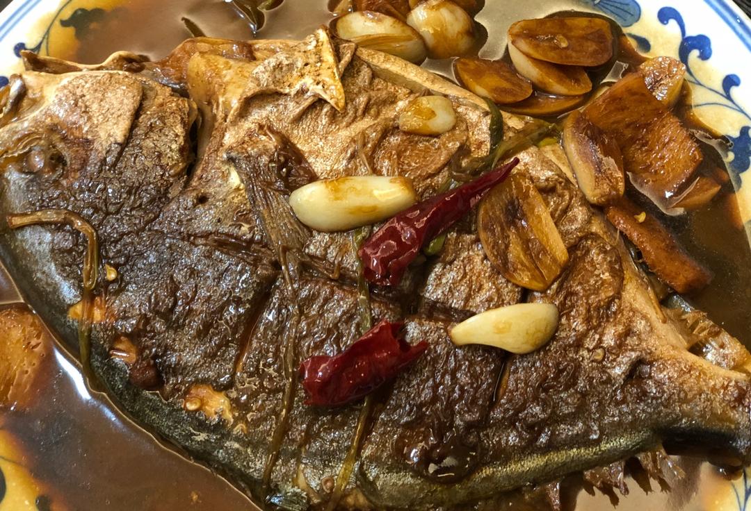 红烧金鲳鱼