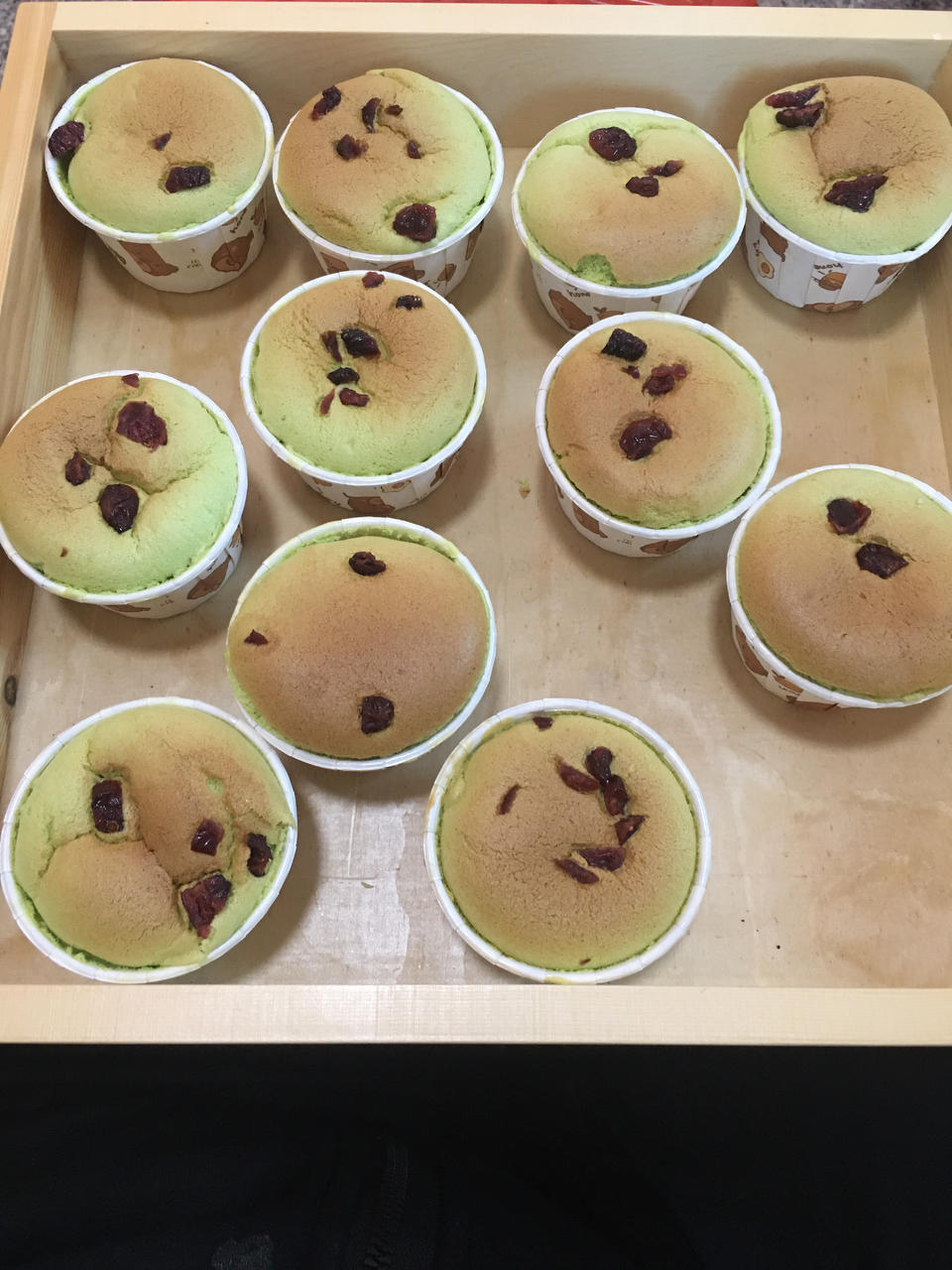 戚风杯子蛋糕的两份笔记