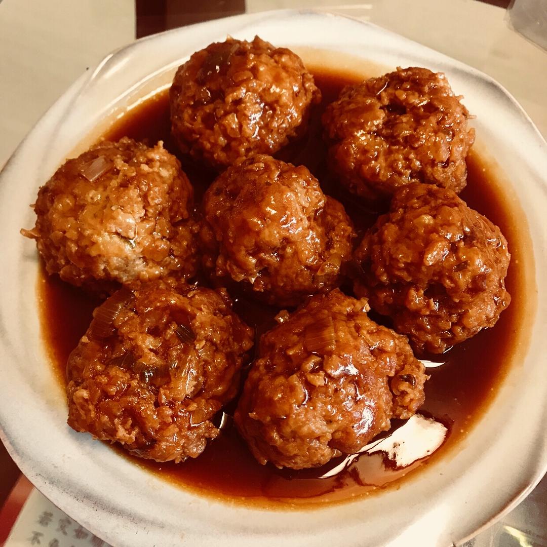 路痴小姐y做的秘制红烧狮子头