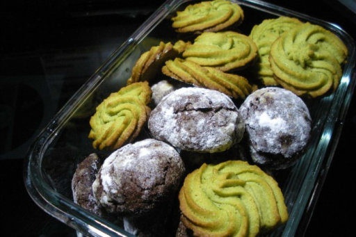 多种口味曲奇（香草、巧克力、抹茶）