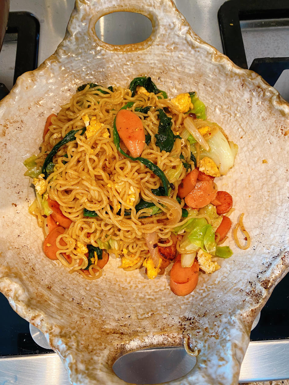 路边摊风味炒方便面