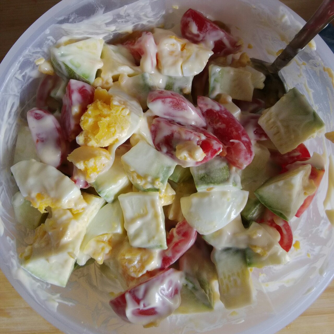 西葫芦番茄鸡蛋沙拉