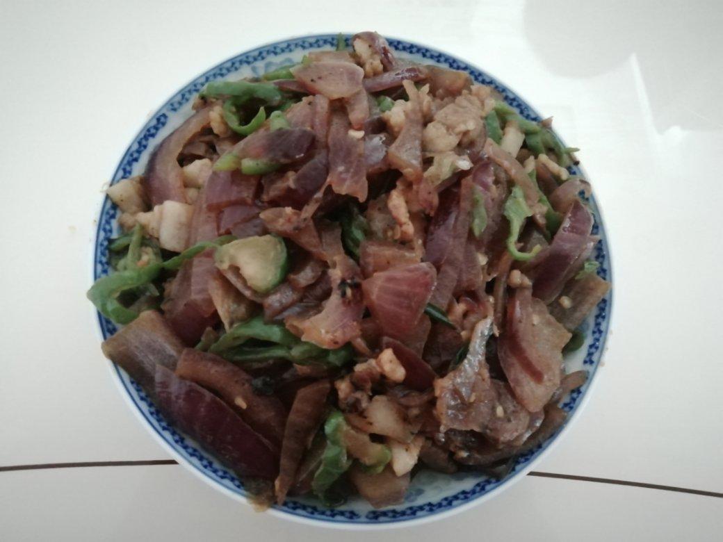 下饭菜：洋葱青椒炒肉片