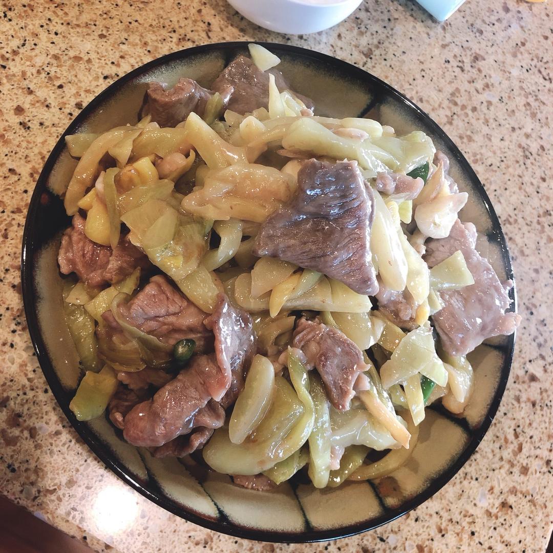 牛肉炒酸菜