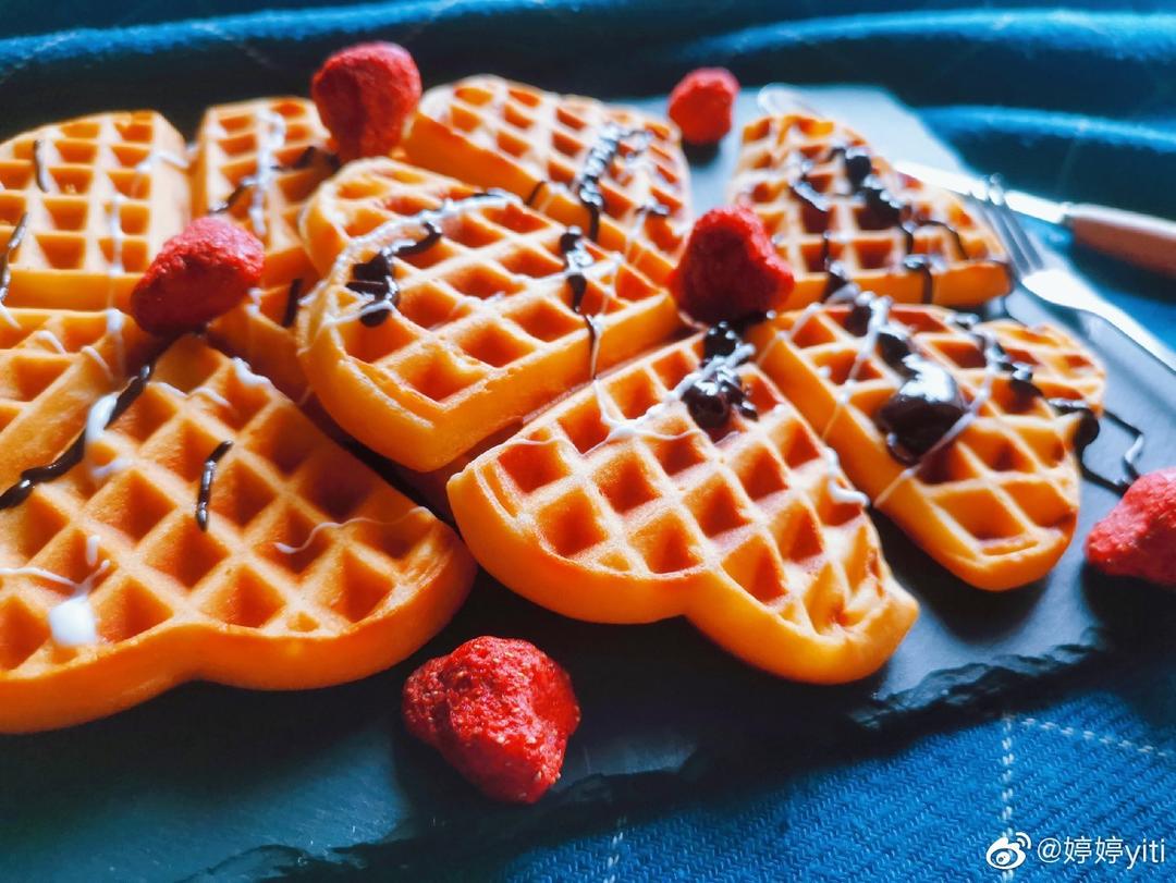 简单而且非常好吃的 优格华夫饼（酸奶华夫饼）