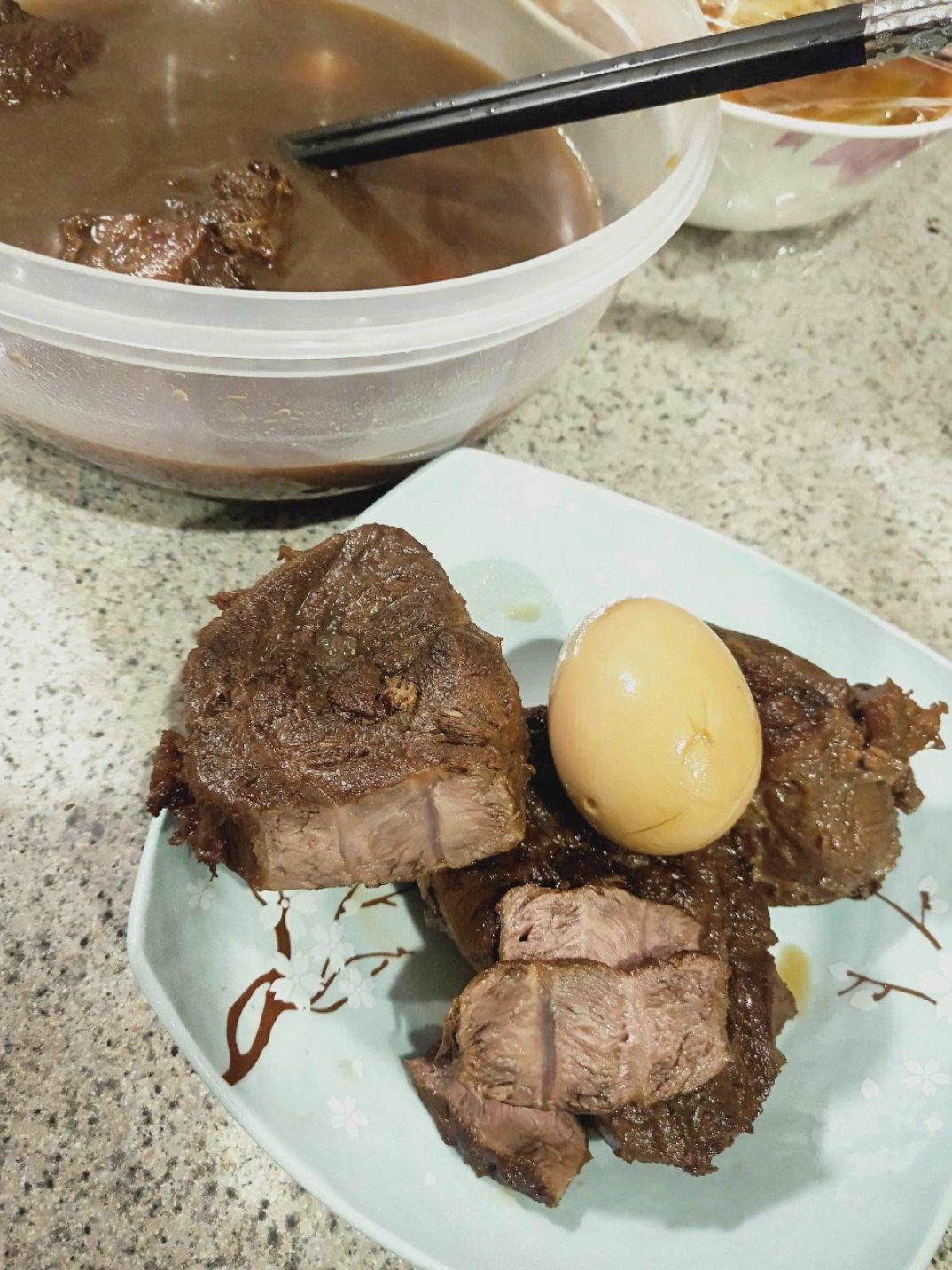 卤牛肉