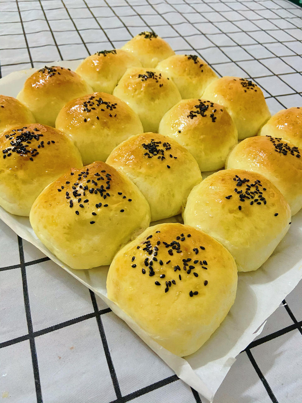 一次发酵同样松软的椰蓉小面包