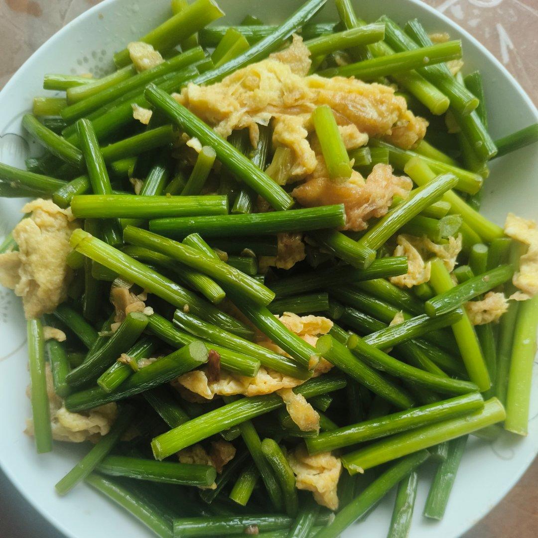 蒜薹炒鸡蛋