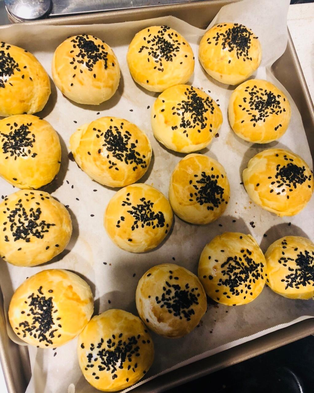 蛋黄酥酥酥（超级奶香黄油版）