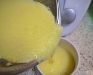 葱花火腿鸡蛋煎饼＋小米地瓜粥的做法 步骤5