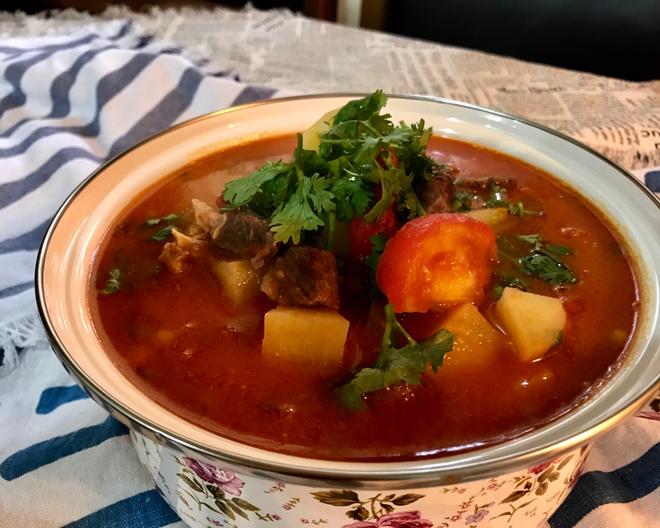 私家番茄土豆牛腩汤的做法
