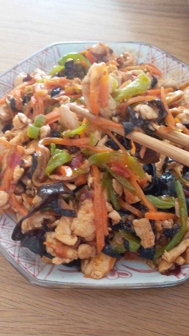鱼香鸡丝