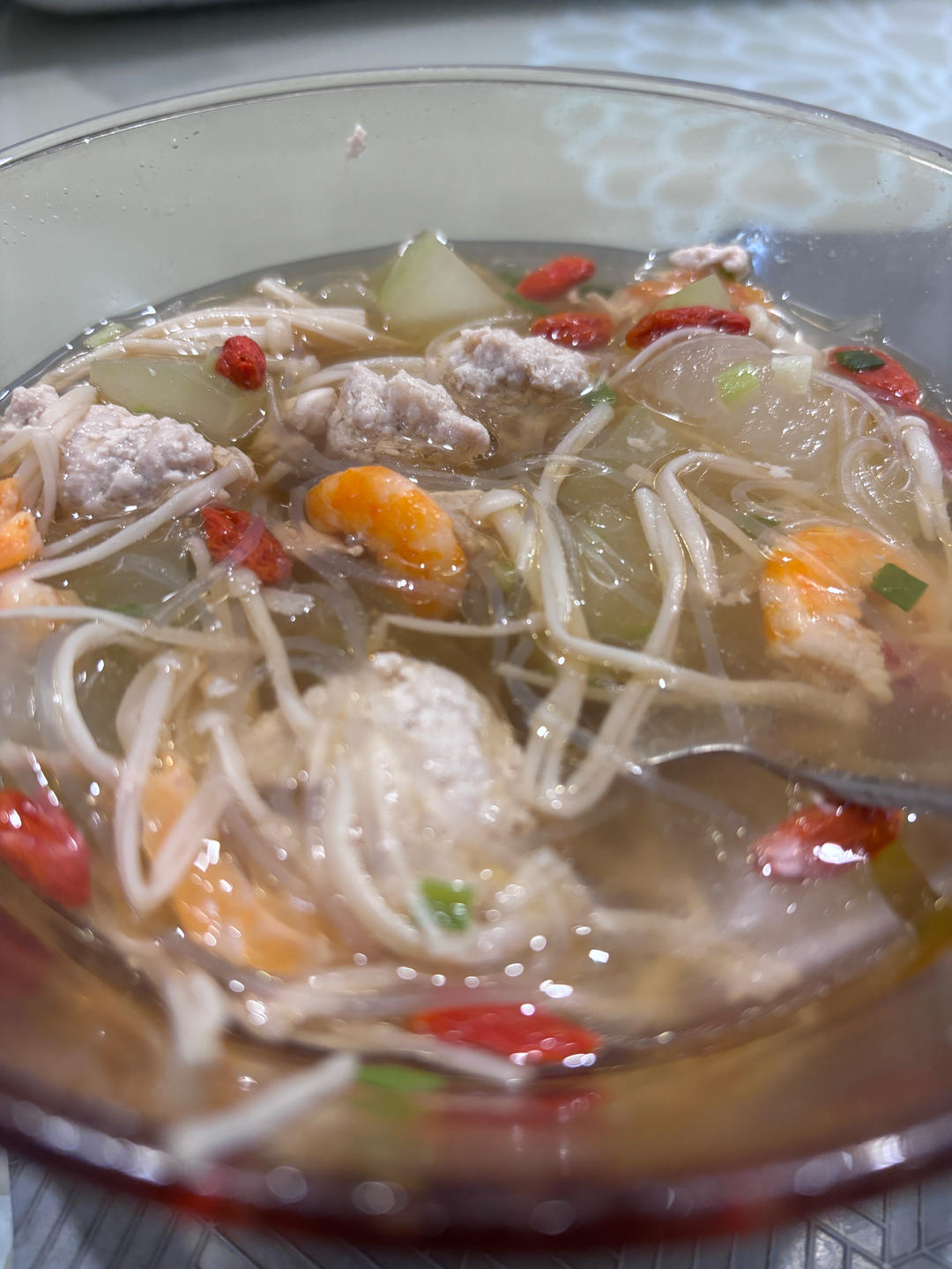 巨鲜美的冬瓜丸子汤