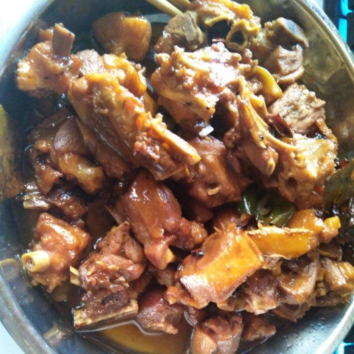 传统正宗的啤酒鸭配方和做法，鲜嫩香浓，只需炒千万不要焯水