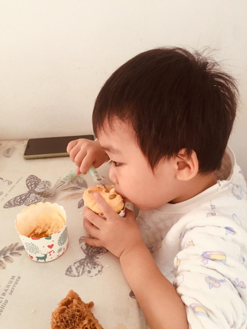 纸杯蛋糕 8寸戚风蛋糕的量
