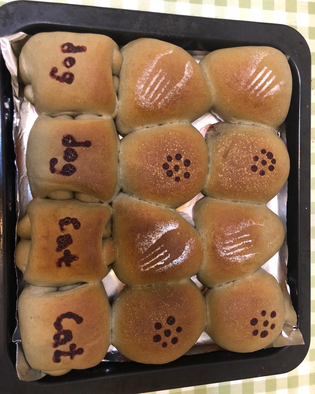 抹茶红豆软面包