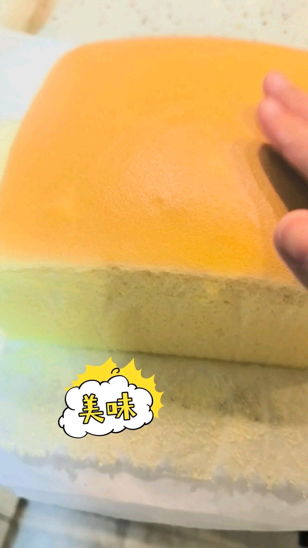 堪比柯基屁股
爆浆芝士🧀古早蛋糕