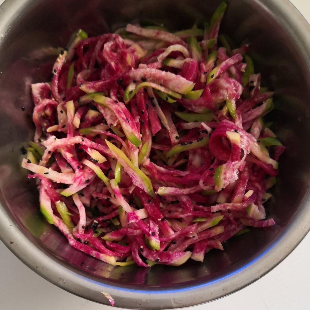 凉拌心里美萝卜