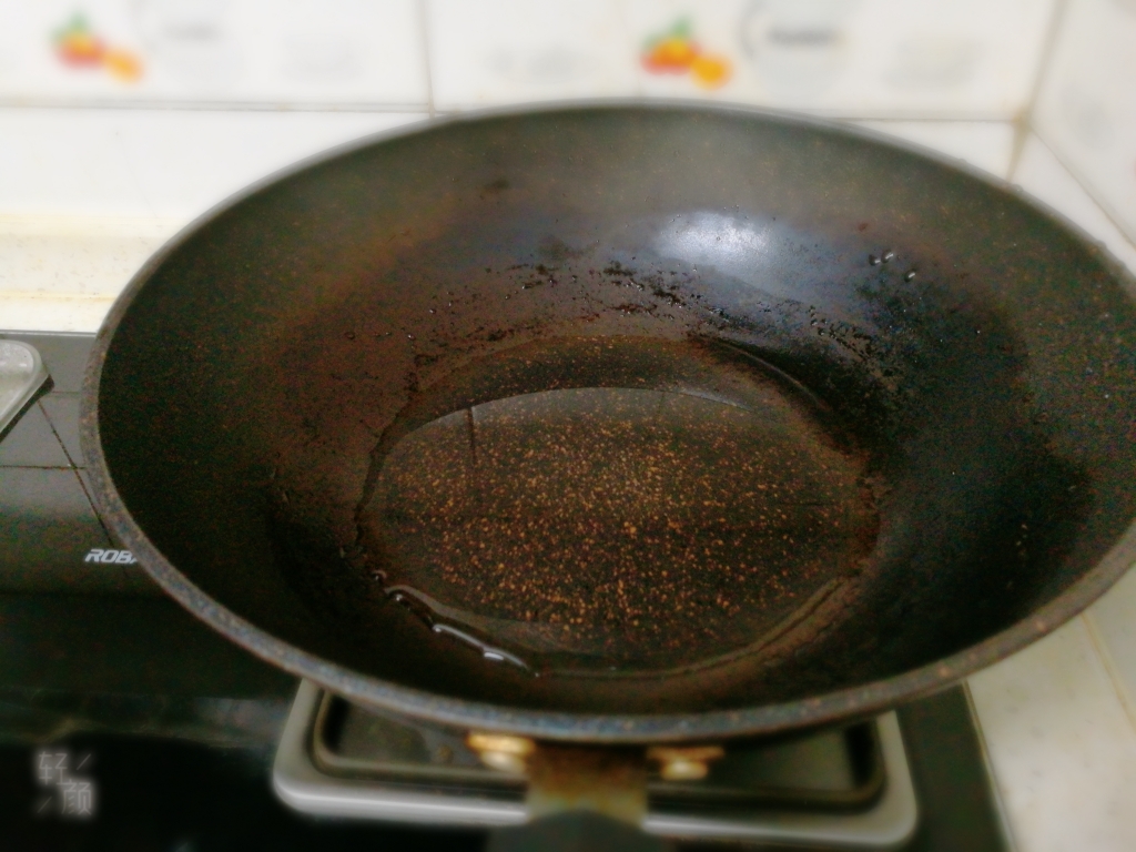超级简单的减脂水油煎的做法 步骤3