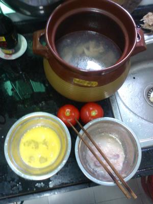 宝宝私房菜——番茄肉末蛋羹（配软米饭）的做法 步骤1