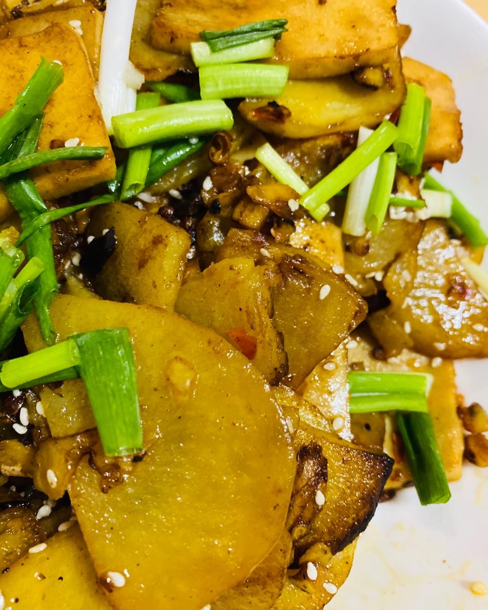 干锅土豆片