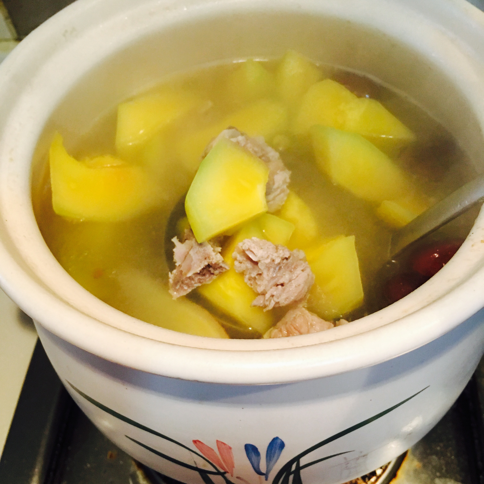 纠酱做的青木瓜排骨汤