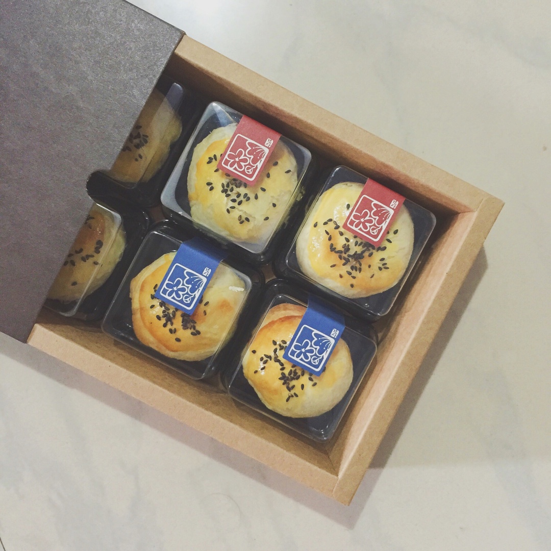 泳式鲜肉榨菜月饼