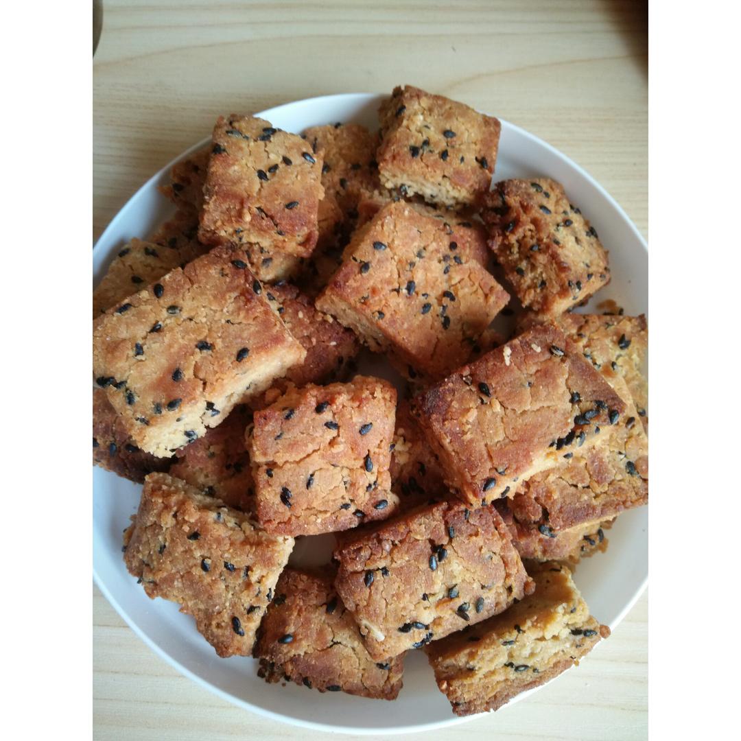 黑芝麻杏仁酥饼——无需打发黄油也酥掉渣哦~