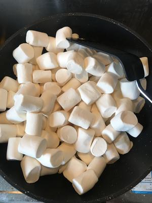 休闲零食——牛轧糖的做法 步骤10