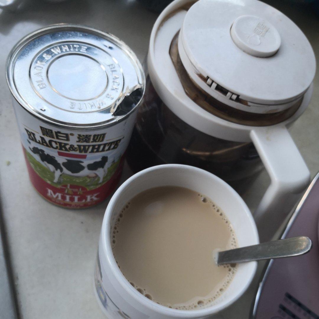 手煮奶茶