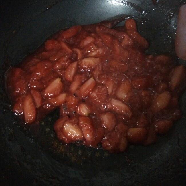 大果粒草莓酱的做法 步骤6