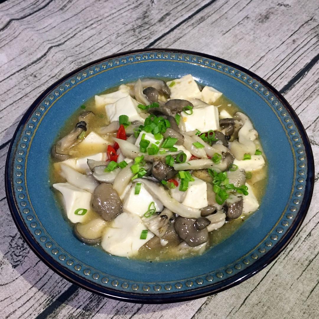 京妍1987做的蘑菇炒豆腐