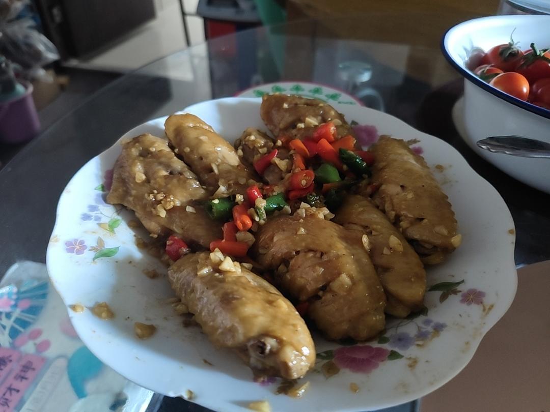 蒜香鸡翅，这才是鸡翅最好吃的做法