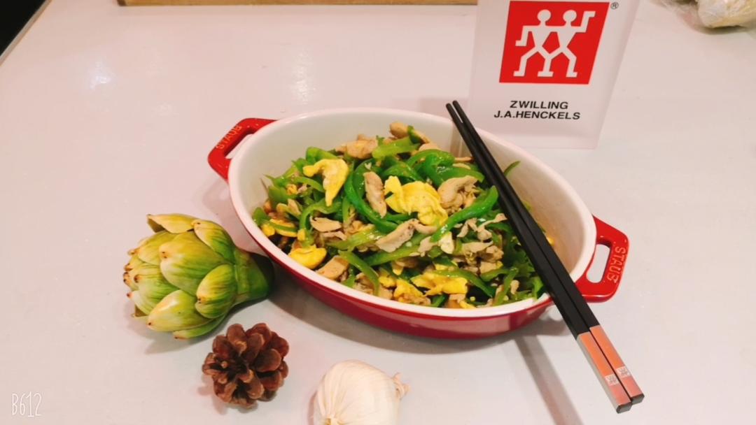 鸡丝青椒炒鸡蛋
