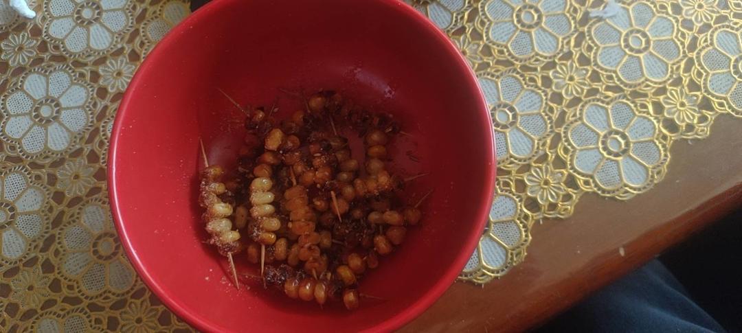 网红小吃——牙签玉米粒