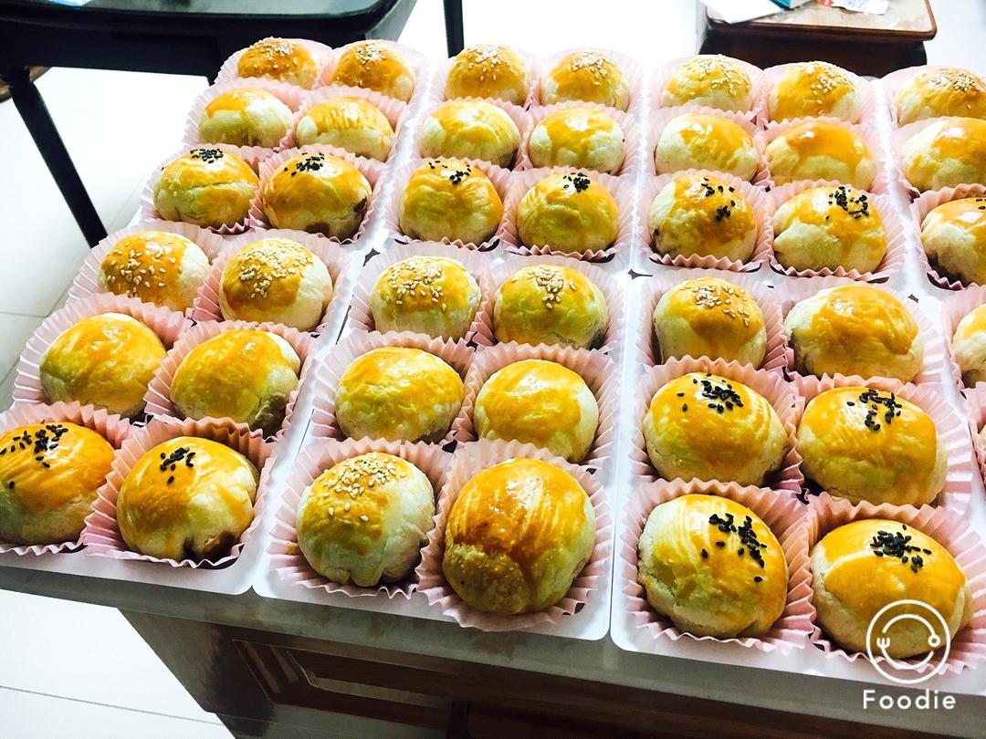 泳式鲜肉榨菜月饼