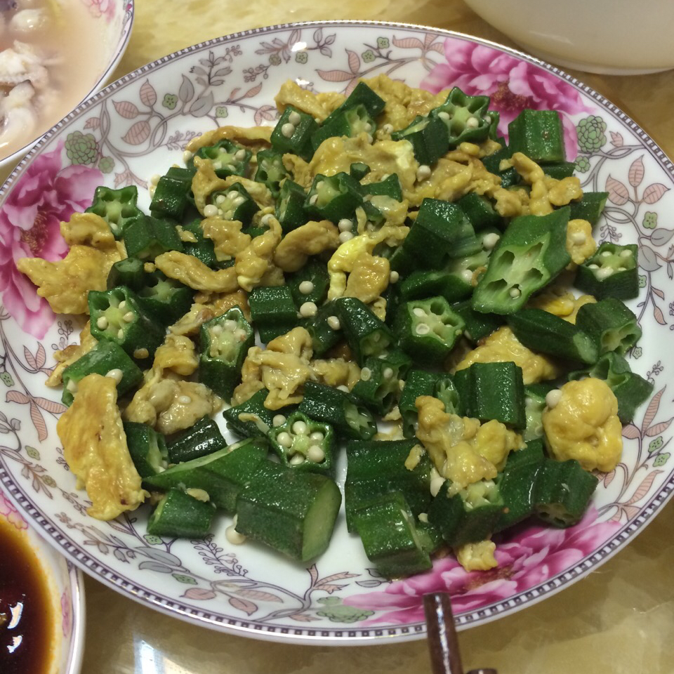 秋葵炒鸡蛋