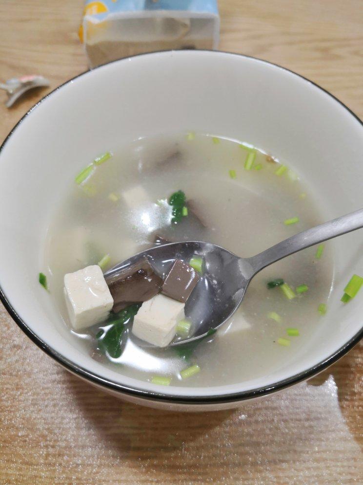 鸭血豆腐汤