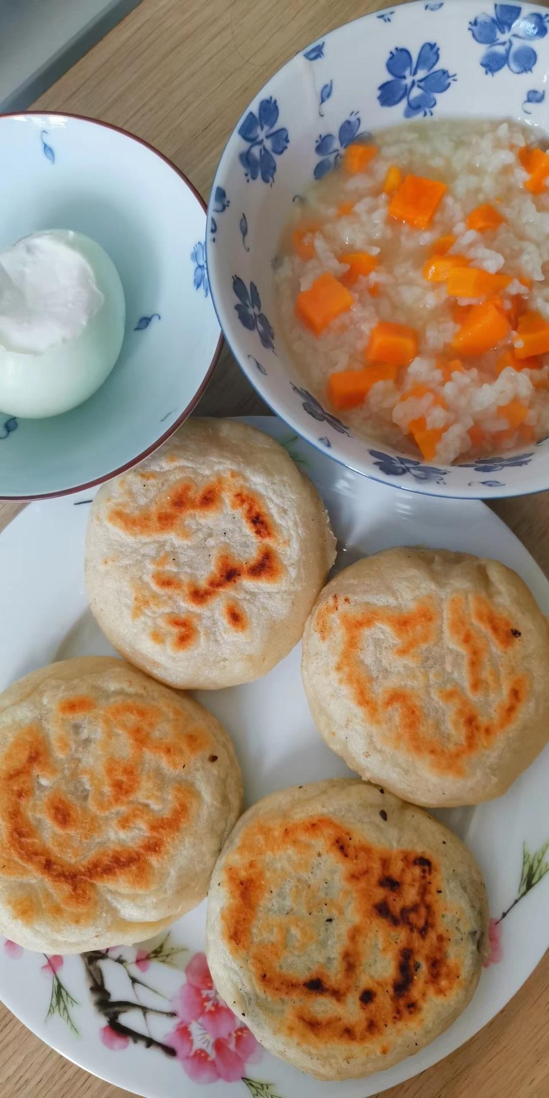 简单快手软糯红糖芝麻饼