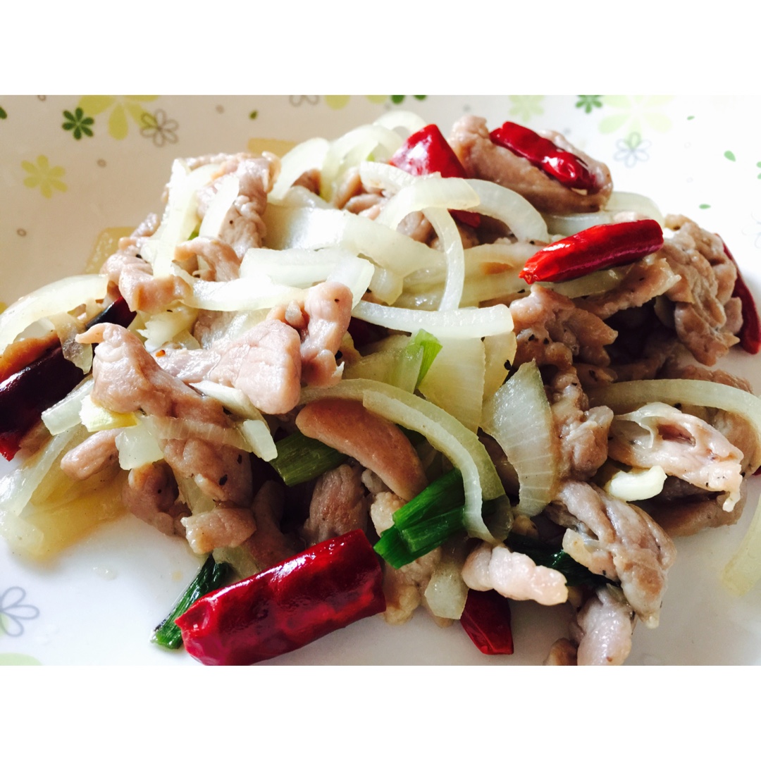 洋葱青椒炒肉丝