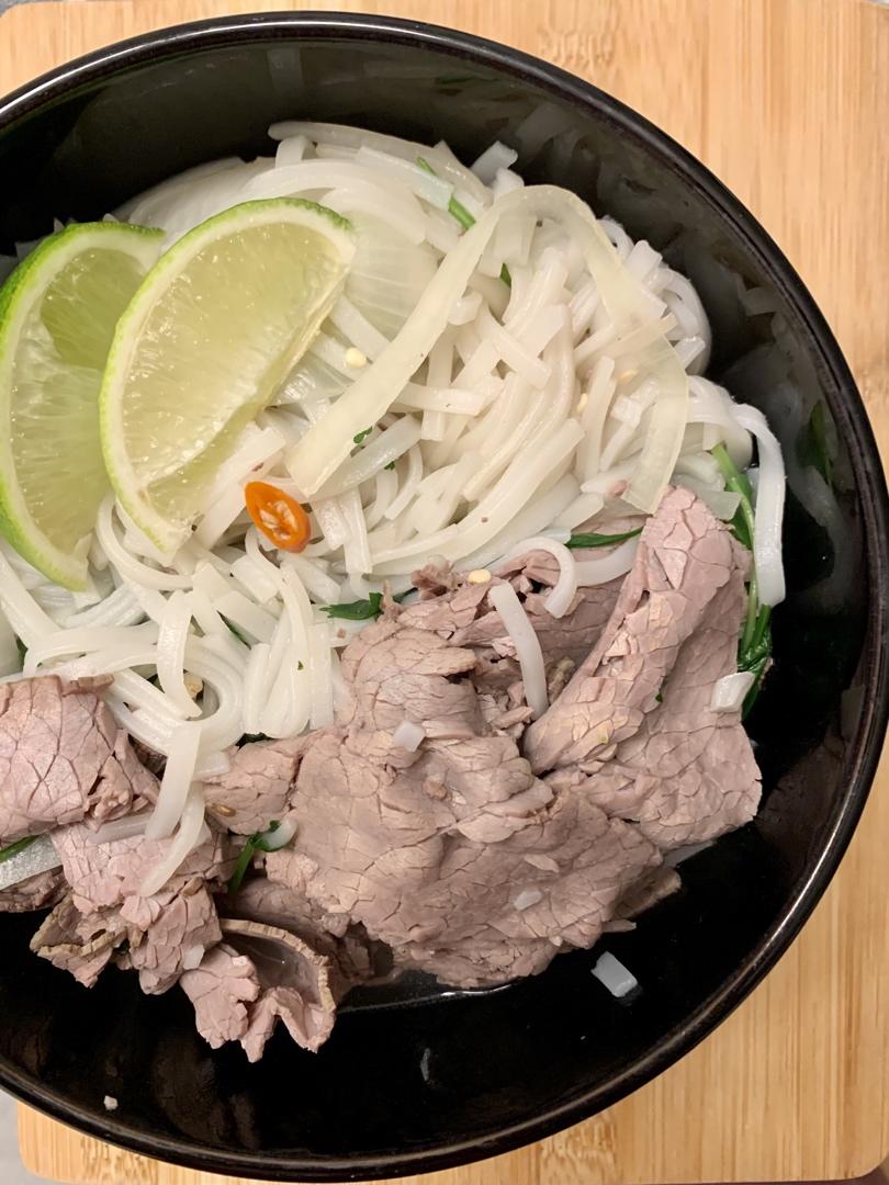 跟我一起做正宗越南牛肉粉pho（秘方大公开）