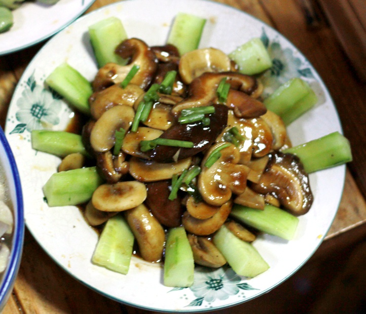 香蒜蚝油双菇