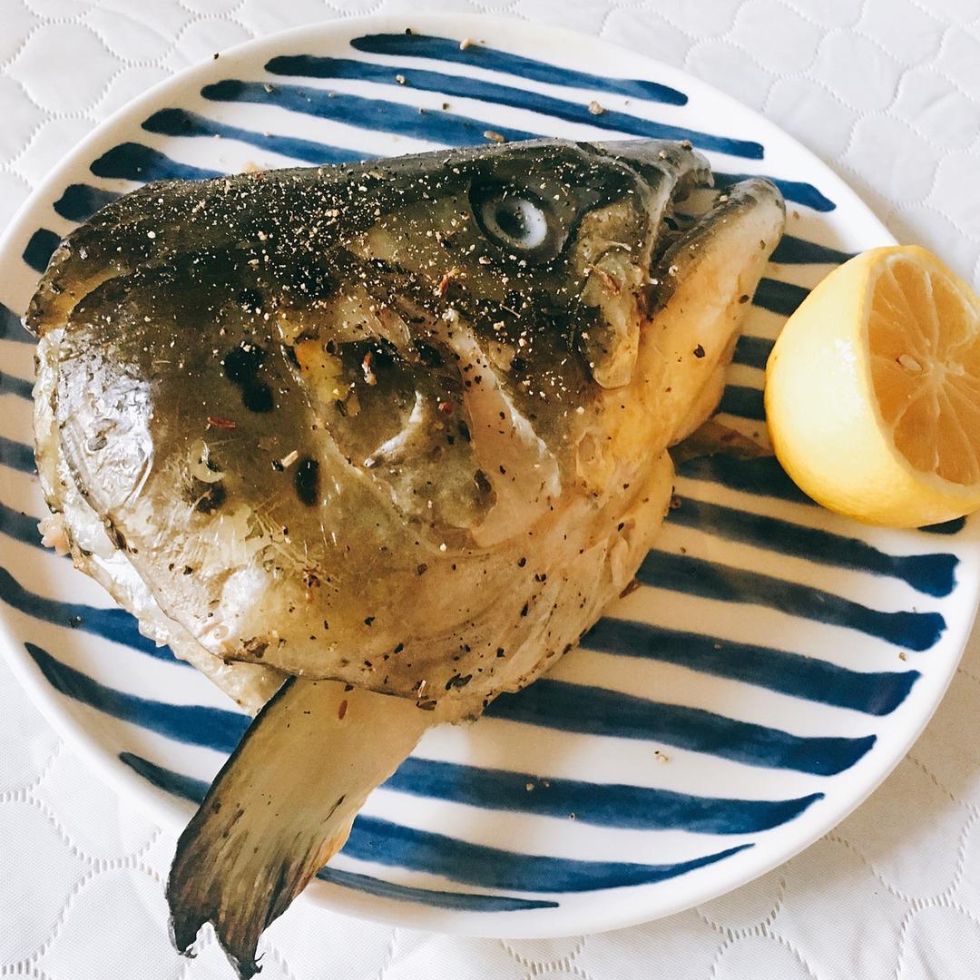 bdrunk做的盐烤三文鱼头