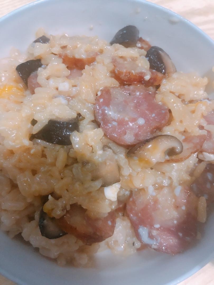 电饭锅版香菇腊肠饭